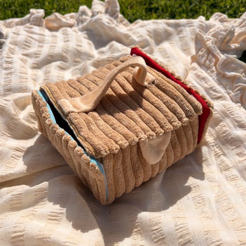 Picnic Paws Sniff Basket